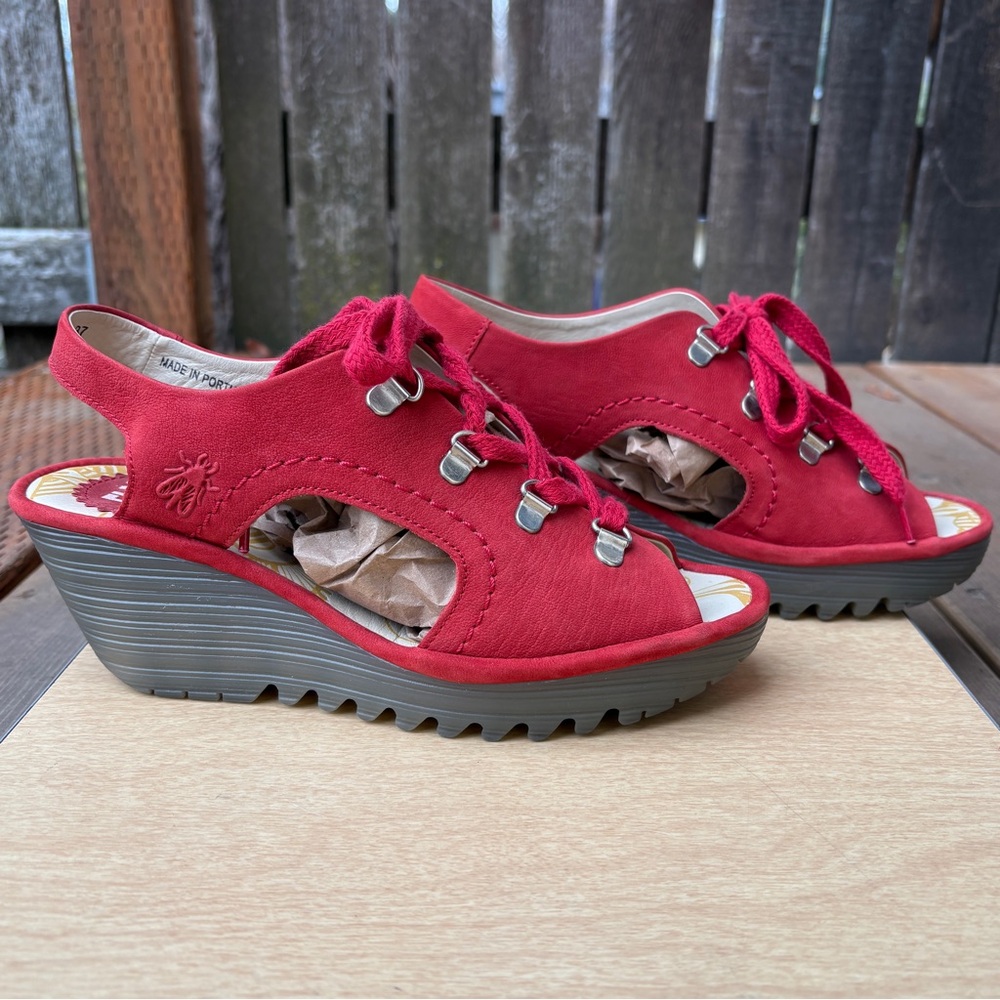 Fly London Ylfa Cupido Scarlet Red Wedge Sandals In Sz 37 EU